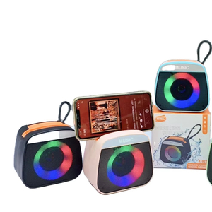 Haut-parleur portable X-922 avec lumière LED RGB, basses profondes, radio FM, lecteur de musique pour fêtes en plein air, haut-parleur sans fil - Product Image 1