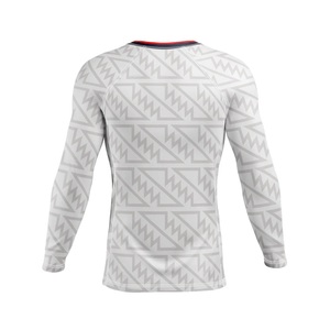 Camiseta Deportiva Blanca de Manga Corta para Hombre, Transpirable, con Protección UPF50+, 100% Poliéster, Estilo American Psycho - Product Image 2