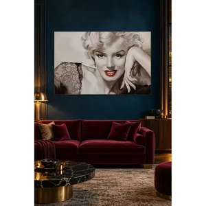 Impression sur toile Fida Marilyn Monroe avec lèvres rouges et détails en dentelle - Product Image 4