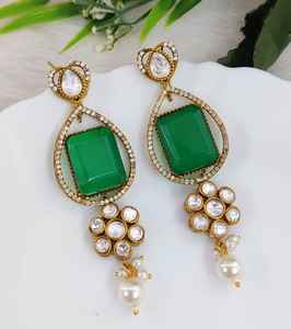 Boucles d'oreilles en moissanite polki et doublet de qualité supérieure, port minimale, parfaites pour les soirées, les occasions festives, les mariages - Product Image 6