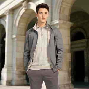 Chaqueta Cortavientos Bomber Casual Impermeable con Media Cremallera, Tallas Grandes, Unisex, con Revestimiento Personalizado de Camuflaje y Cierre Frontal de Resorte - Product Image 1