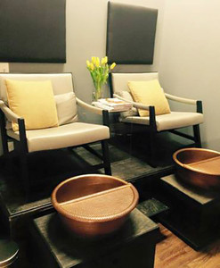 Durable Copper Pedicure Bowl with <b>Foot</b> <b>Rest</b> Hand Hammered Stainless Steel Beauty & Personal Care Product - Product Image 4