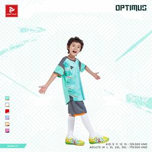 ชุดเสื้อฟุตบอลหรูหราสำหรับทุกเพศ ผลิตจากโพลีเอสเตอร์ 100% พิมพ์ลายด้วยความร้อน รับทำโลโก้ตามสั่ง บริการ OEM สีสันปรับแต่งได้ - Product Image 3