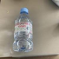 Venta al por mayor de agua de manantial natural Evian 1L – Agua embotellada al por mayor, suministro para supermercados y servicios de alimentos - Product Image 3