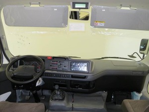 สั่งซื้อรถบัส Coaster ปี 2022 มือสอง 5 ที่นั่ง เบนซิน SUV ขับเคลื่อนสี่ล้อ ภายในหุ้มหนัง หลังคาซันรูฟแบบพาโนรามาสีเข้ม กล้องมองหลัง 360 องศา - Product Image 4