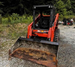 Tractor de carga frontal 2011 Kubota M8540D - Product Image 1