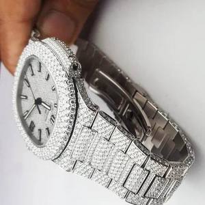 Sang trọng đầy đủ Iced out moissanite kim cương thạch anh xem tùy chỉnh màu trắng quay số thể thao thủy tinh hip hop phong cách unisex - Product Image 1