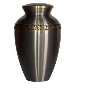 Urnas de cremación personalizadas para el hogar, urna de recuerdo de latón para cremación de mascotas, con relieve dorado, nuevo diseño, venta al por mayor - Product Image 6