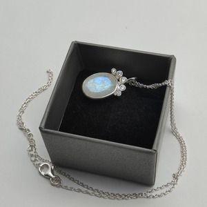 Piedra lunar arcoíris natural 17x13mm Piedra preciosa Cz Set 925 Colgante de plata esterlina con cadena de 18 "7,03 GM Cz Set Collar de bisel de piedra - Product Image 6