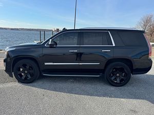 CADILLAC ESCALADE 2020 USADO, 4x4, LUXURY, Volante a la Izquierda/Derecha - Product Image 3