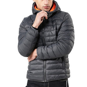 Chaqueta de Invierno Acolchada con Capucha para Hombre, Estilo Urbano, con Logotipo Frontal Personalizable, Precio al por Mayor - Product Image 4