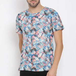 Cómoda camiseta de sublimación impresa de alta calidad suelta 100% algodón colección de verano camiseta de sublimación para hombres - Product Image 1