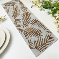 Chemin de table et sous-plat modernes faits à la main avec des perles florales, décoration de mariage personnalisée, perles brodées