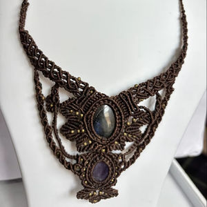 Nuevo collar de macramé de bloqueo, gemas de amatista labradorita, 25X30mm, forma redonda aproximada, ajuste de bisel de hilo de Color negro y joyería - Product Image 1