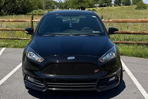 Excellent état, Ford Focus ST d'occasion 2018 - Product Image 5