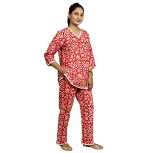 Conjunto de pijama indio hecho a mano de algodón puro con estampado Floral para mujer, ropa de dormir elegante de talla XL con camisa para la temporada de verano - Product Image 4