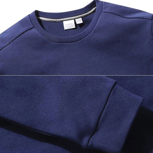 เสื้อสเวตเตอร์แบบสวมหัวพิมพ์ลายสีพื้นผ้าฝ้าย100% ขนแกะธรรมดาสำหรับฤดูหนาวโลโก้ที่กำหนดเองได้ - Product Image 3