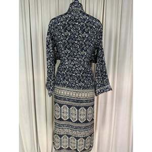 Vestido Kimono de Seda Reciclada Estilo Boho Chic Vintage para Mujer, Ideal para la Playa, Resort, Casa o como Bata de Baño - Product Image 3