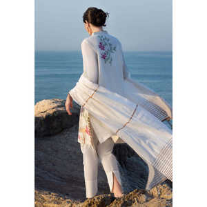 Conjunto de Traje Jacquard de 3 Piezas para Mujer con Dupatta MJ-52019 - Product Image 4