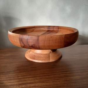 CORRECTEMENT PARFAIT POLYVALENT ARTISANAL Bol à pâte en bois fait à la main pour fruits ou salades Vintage Ferme rustique de haute qualité - Product Image 1