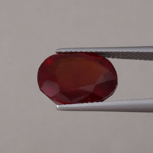 Pierre précieuse naturelle en hessonite rouge, taille ovale de 9,64 carats, 14x11,5 mm |   Fabrication de bijoux en gros de qualité supérieure certifiée IGI - Product Image 2