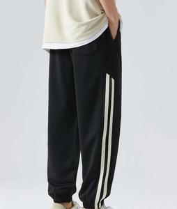 OEM Pantalon de survêtement en coton polaire à coutures latérales contrastées avec cordon de serrage à la taille pour hommes Pantalon personnalisé pour hommes - Product Image 4