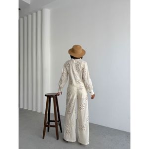 Blusa de Mujer con Cordones - Product Image 1