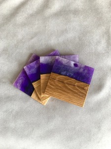 Résine bleue carrée en bois faite à la main et sous-verres en bois pour l'usage de cuisine - Product Image 5