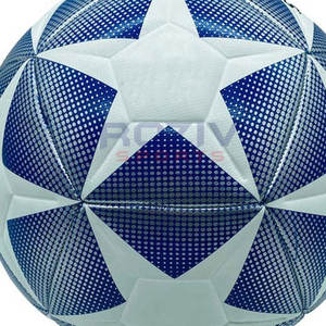 Ballon de football en PVC léger de haute qualité, couleur personnalisée, intérieur/extérieur, fourniture directe d'usine, matériau souple pour les amateurs de sport - Product Image 2