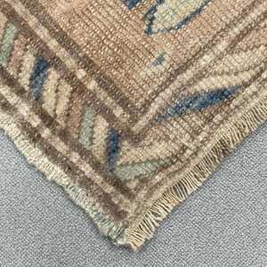 1.8x3.1 ft Vintage Rug, <b>Brown</b> Polka dot Turkish Rug <b>Wool</b> - Product Image 4