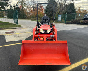 Tractor cortacésped BX25D 4WD para uso agrícola con cargador frontal y retroexcavadora - Product Image 3