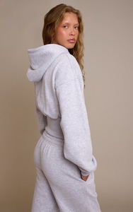 Conjunto Deportivo Unisex de Sudadera con Capucha Extra Grande y Pantalones Deportivos, Ropa Deportiva Moderna para un Estilo Activo y Urbano - Product Image 2
