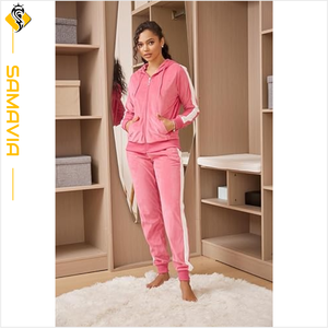 ชุดวอร์มแอคทีฟขนาดใหญ่พิเศษสำหรับผู้หญิงเนื้อนุ่มยืดหยุ่นและเหมาะสำหรับกีฬาและสันทนาการ - Product Image 2