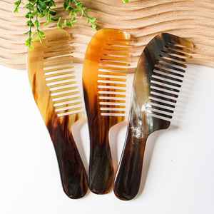 Peigne en bois de meilleure qualité pour les cheveux Peigne en corne Cheveux en bois naturel pour les cheveux avec la meilleure qualité à un prix abordable - Product Image 2