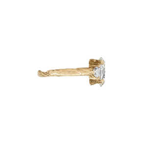 Anillo de Compromiso con Diamante Ovalado de 2.4ct Cultivado en Laboratorio, Una en un Billón, Banda de Oro de 14k, Joyería Fina - Product Image 2