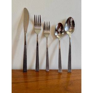 Juego de cubiertos retro de acero inoxidable en relieve de Corea, juego de cubiertos retro de acero inoxidable, 20 piezas - Product Image 6