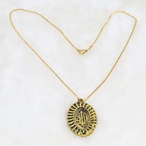 Abalorio en forma de medallón chapado en oro para hombre y mujer, abalorio antiguo árabe