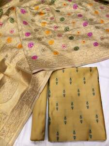 Saris en coton de soie brocart avec bordure contrastée et zari antique idéal pour les créateurs de vêtements et les magasins de saris - Product Image 2