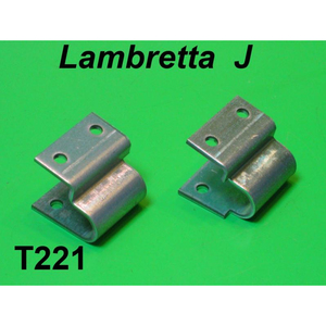 ตะขอเกี่ยวสำหรับยึดขาตั้งคู่สำหรับแลมเบรตต้า เจ(ทุกรุ่น) - Product Image 1
