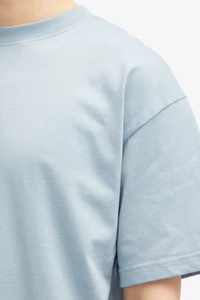 Camiseta Clásica Azul Claro de Manga Corta y Cuello Redondo, 100% Algodón Peinado, Transpirable, de Secado Rápido, Informal para Hombre y Mujer para Uso Diario - Product Image 4