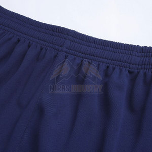 Ensembles d'uniformes de basketball pour hommes en gros OEM, conception personnalisée, imprimés par transfert thermique, légers, 100 % polyester, couleur et taille personnalisables - Product Image 5