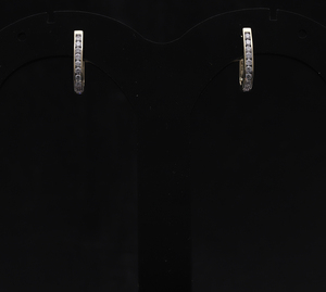 Pendientes de aro de oro rosa de 14 quilates minimalistas Ajuste de canal elegante con diamantes redondos naturales Elegancia diaria sutil - Product Image 5