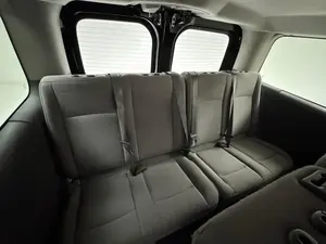 NISSAN NV3500 d'occasion LHD/RHD 2018 - Product Image 4