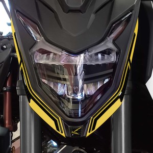 Adesivi Protettivi 3D Personalizzati per Serbatoio Moto con Logo in Rilievo per Honda Hornet 2023-2024 - Product Image 1
