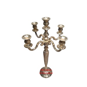 Candelabros de mosaico dorado con 5 portavelas Venta caliente candelabros de mesa de boda hechos a mano de Metal para la venta - Product Image 1