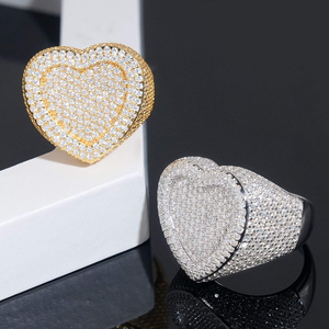 แหวนฮิปฮอปประดับเพชรโมอิสซาไนต์ทรงหัวใจ ดีไซน์หรูหราแบบพาวเว่ ดีไซน์โดดเด่นสะดุดตา สำหรับทุกเพศ - Product Image 4