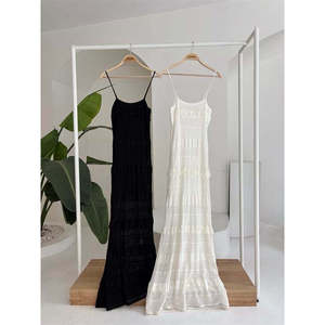 Vestido Regina con Detalles de Encaje Transpirable 2754-01 - Product Image 2