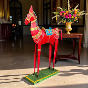 Caballo Pintado a Mano en Hierro con Diseño de Plantas para Decoraciones de Diwali - Product Image 2