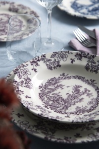 Set di Stoviglie 12 Piatti in Ceramica Multicolore Moderno Durevole Ecologico Adatto al Microonde Tema Vintage Floreale Les Voyages Excelsa - Product Image 3