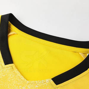 Nuevo diseño personalizado uniforme de fútbol de alta calidad precio al por mayor hombres uniforme de fútbol hecho Pakistán - Product Image 4